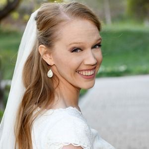 Meet your Posher, Leah